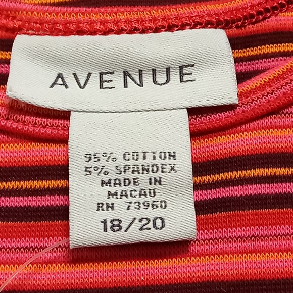 2 summer tops by Avenue - Picture 9 of 11